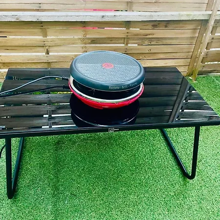 Sinclair House Viry-Châtillon