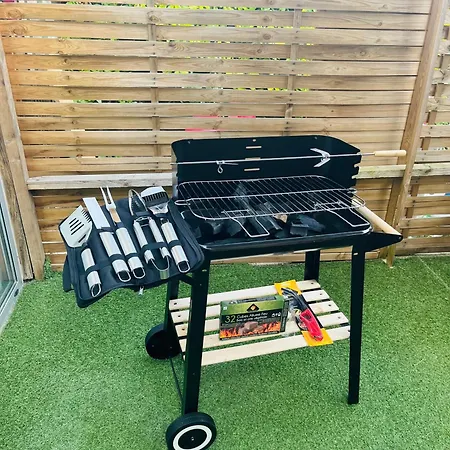 Sinclair House * Viry-Châtillon